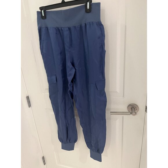 NWOT CINQ À SEPT Giles Cupro Crop Cargo Joggers Blue Thunderstorm Sz SMALL - Picture 5 of 12